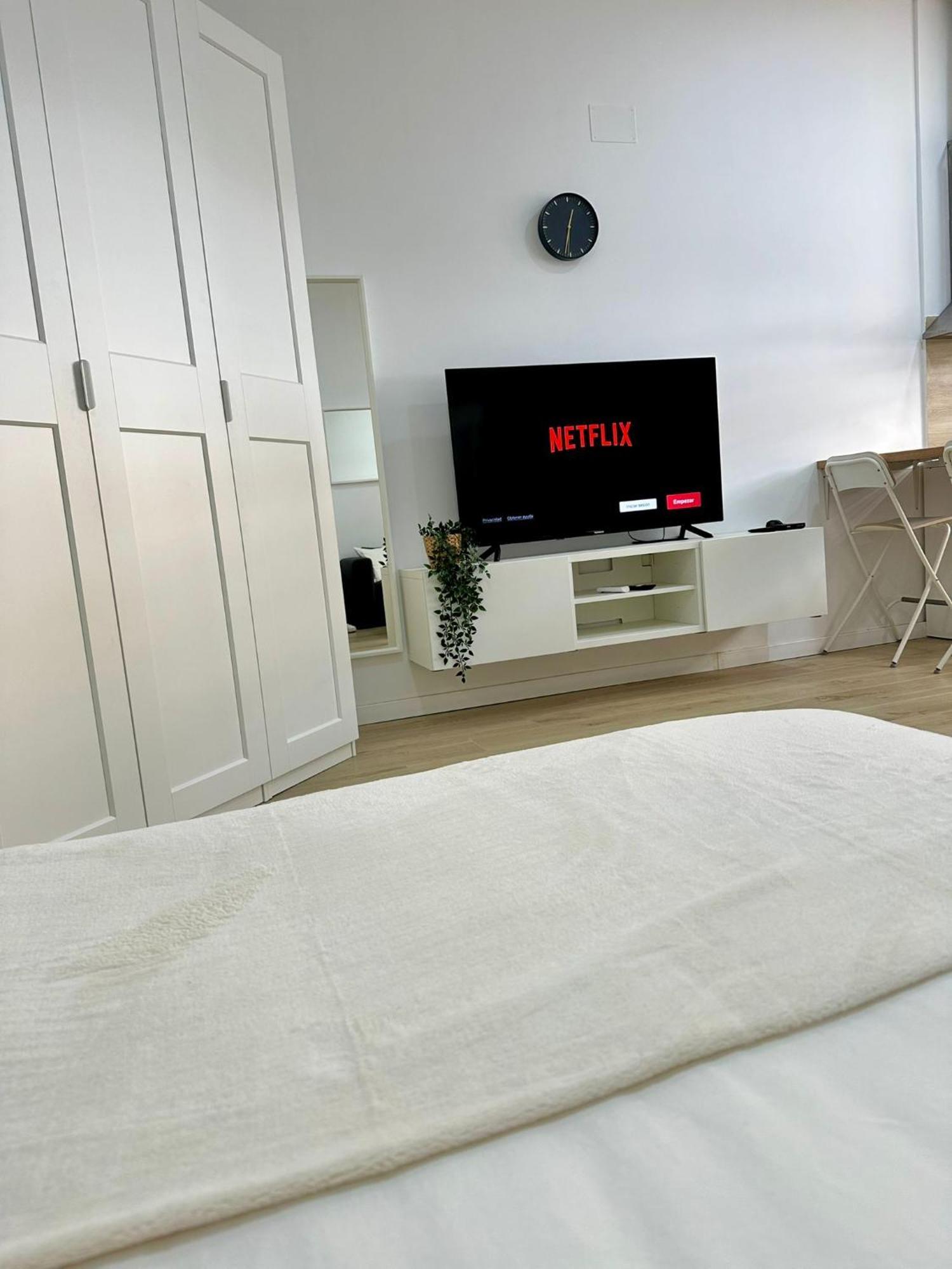 Apartamento Moderno Playa Málaga Exteriör bild